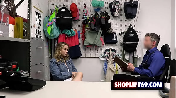 Curvy teen Anna Claire Clouds accepts getting fucked by the security guard by being a shoplifter